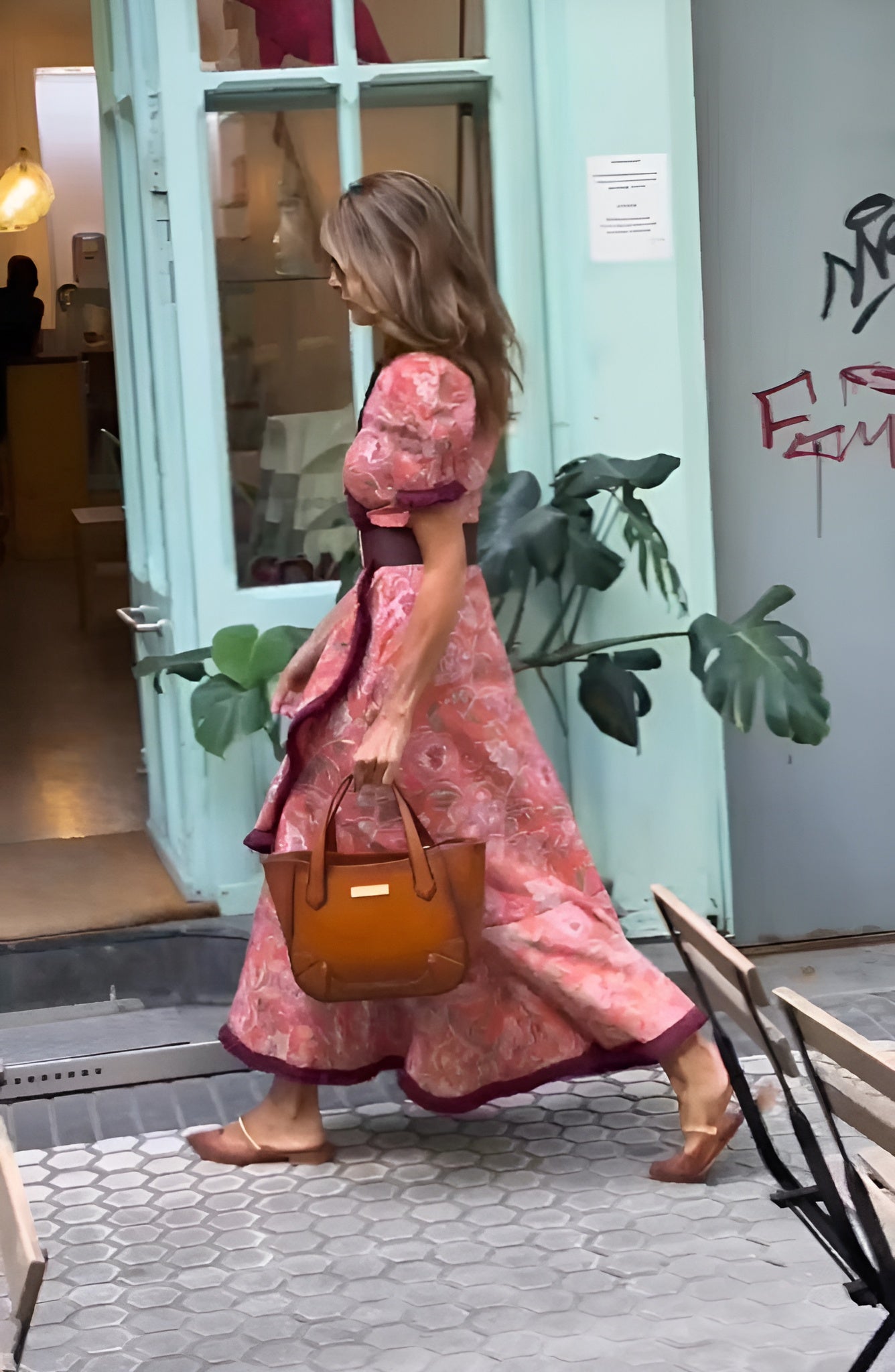 Maureen™ | Vestido maxi rosa manga corta