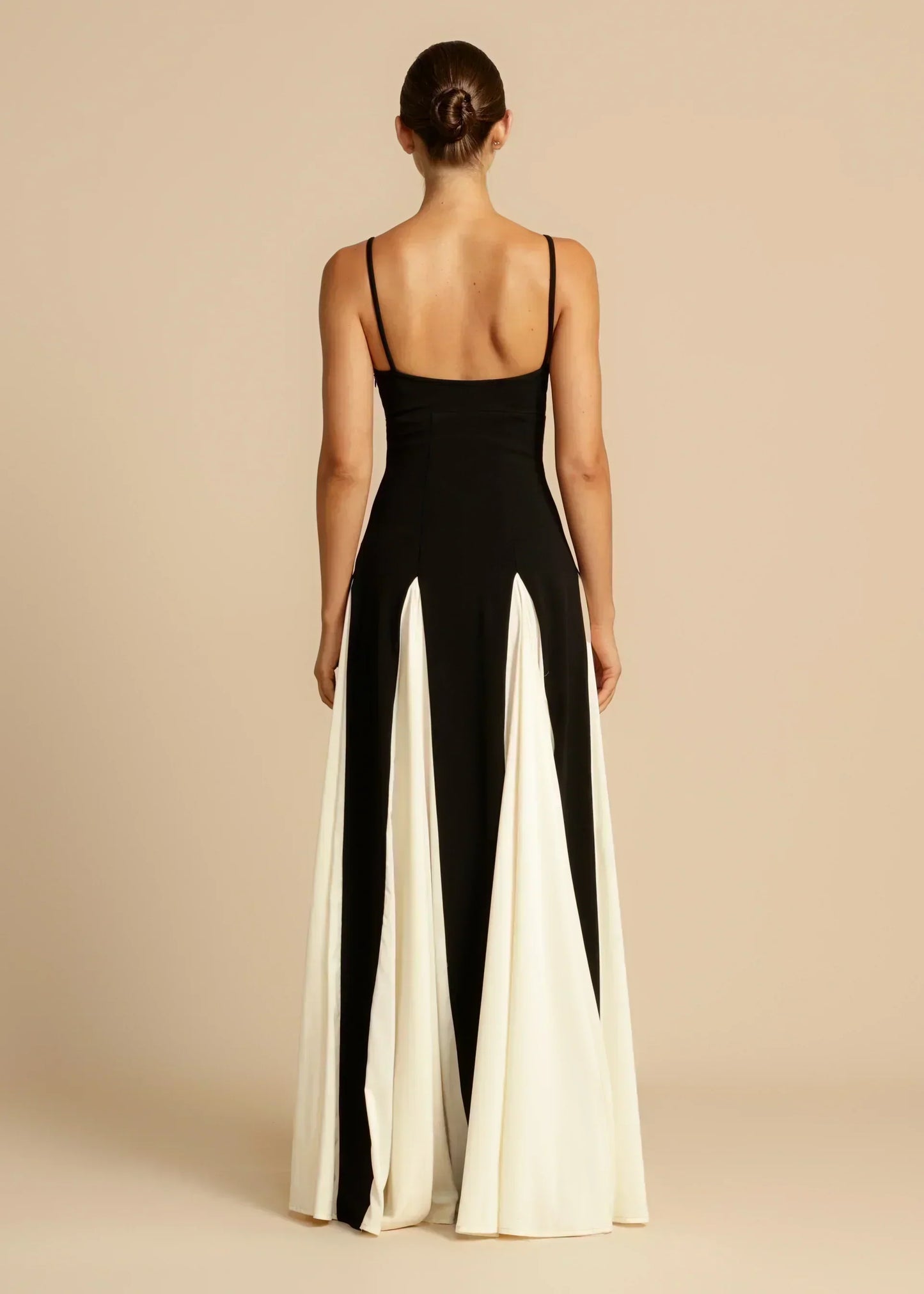 Ida™ | Elegante Vestido Maxi con Volantes en Contraste