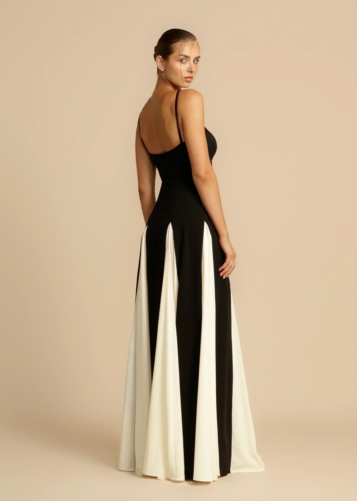Ida™ | Elegante Vestido Maxi con Volantes en Contraste