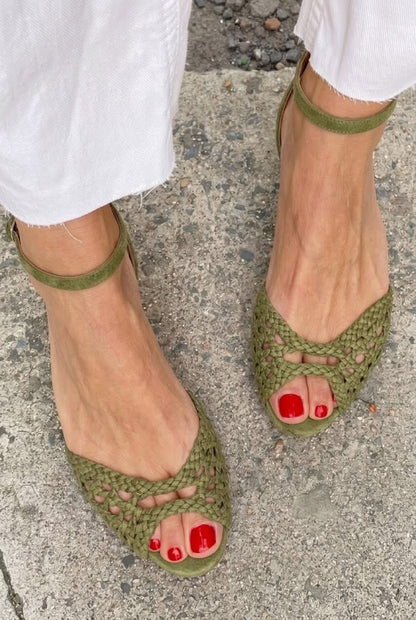 Aurelia™ | Sandalias Trenzadas Doradas