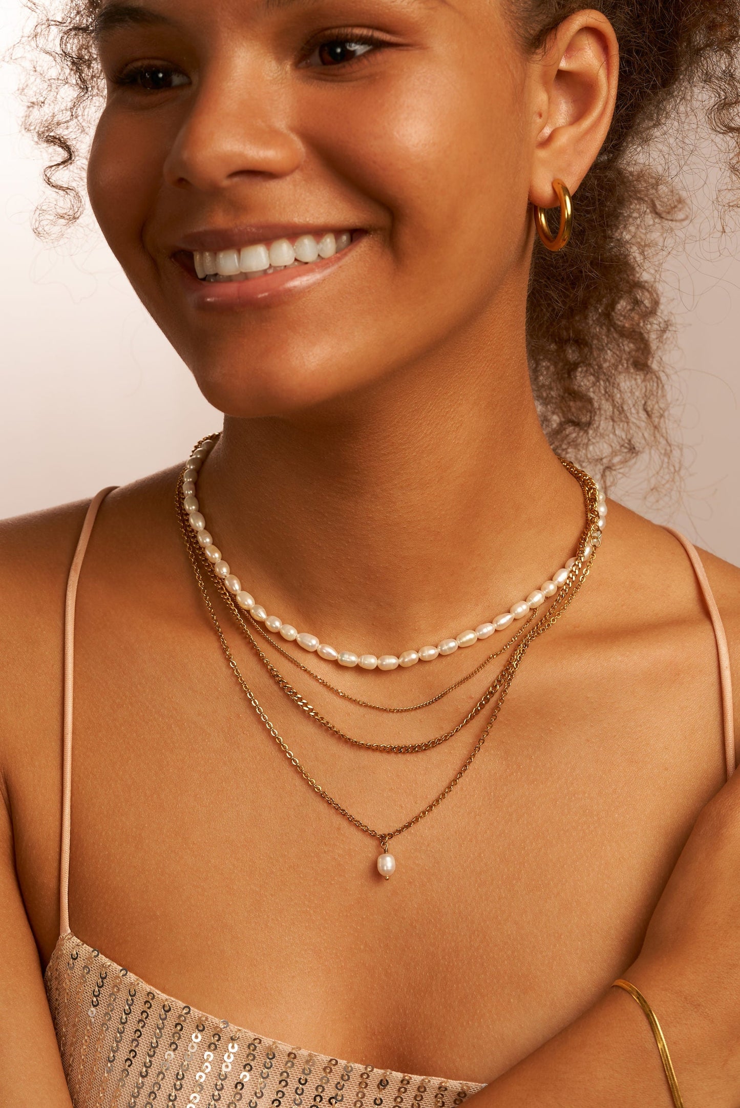 María Anisia™ | Collar Minimalista con Colgante de Perla