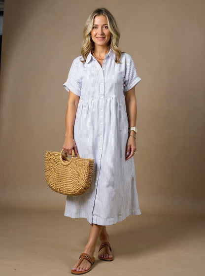 Salvia™ | Vestido Elegante de Rayas Suaves