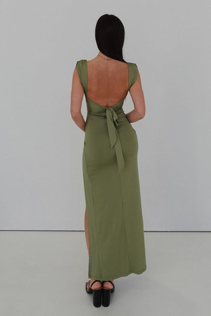Irina™ | Vestido de Elegancia Clásica