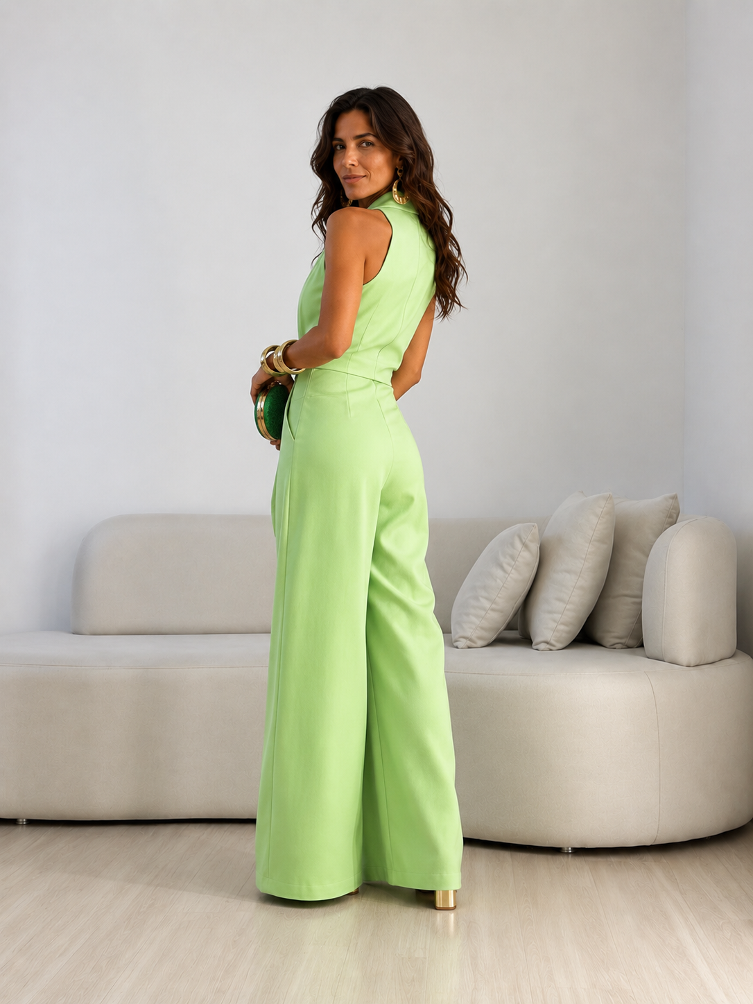 María Saturnina™ | Mono Halter con lazo frontal y corte wide-leg palazzo