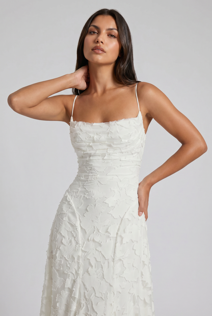 Eloísa™ | Maxi Dress with Cowl Neck and Lace-Up Back