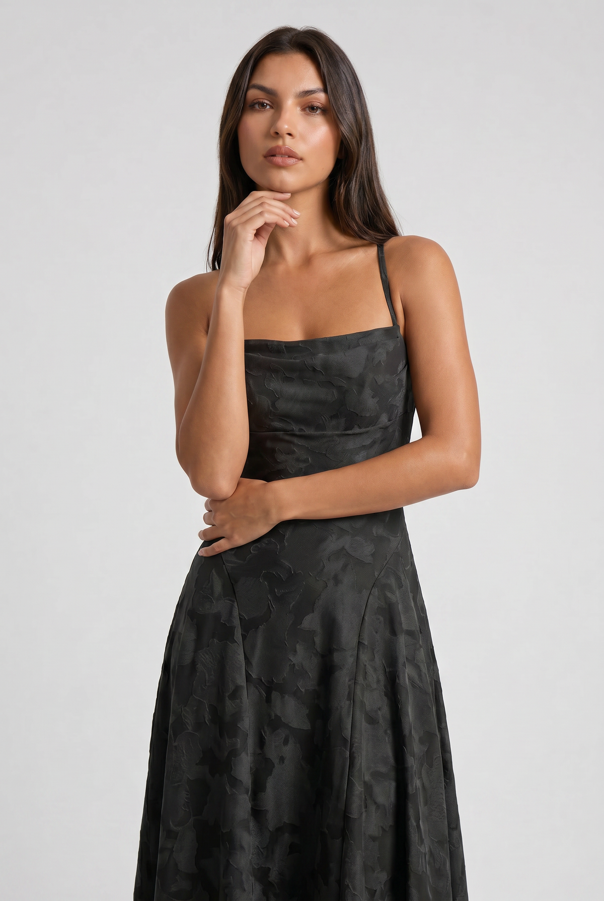 Eloísa™ | Maxi Dress with Cowl Neck and Lace-Up Back