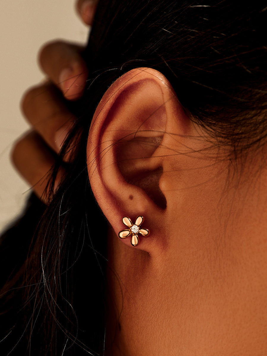 María Tamara™ | Pendientes de Flor Elegante