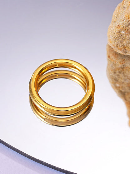 María Anais™ | Anillo Clásico Ultra-Liso