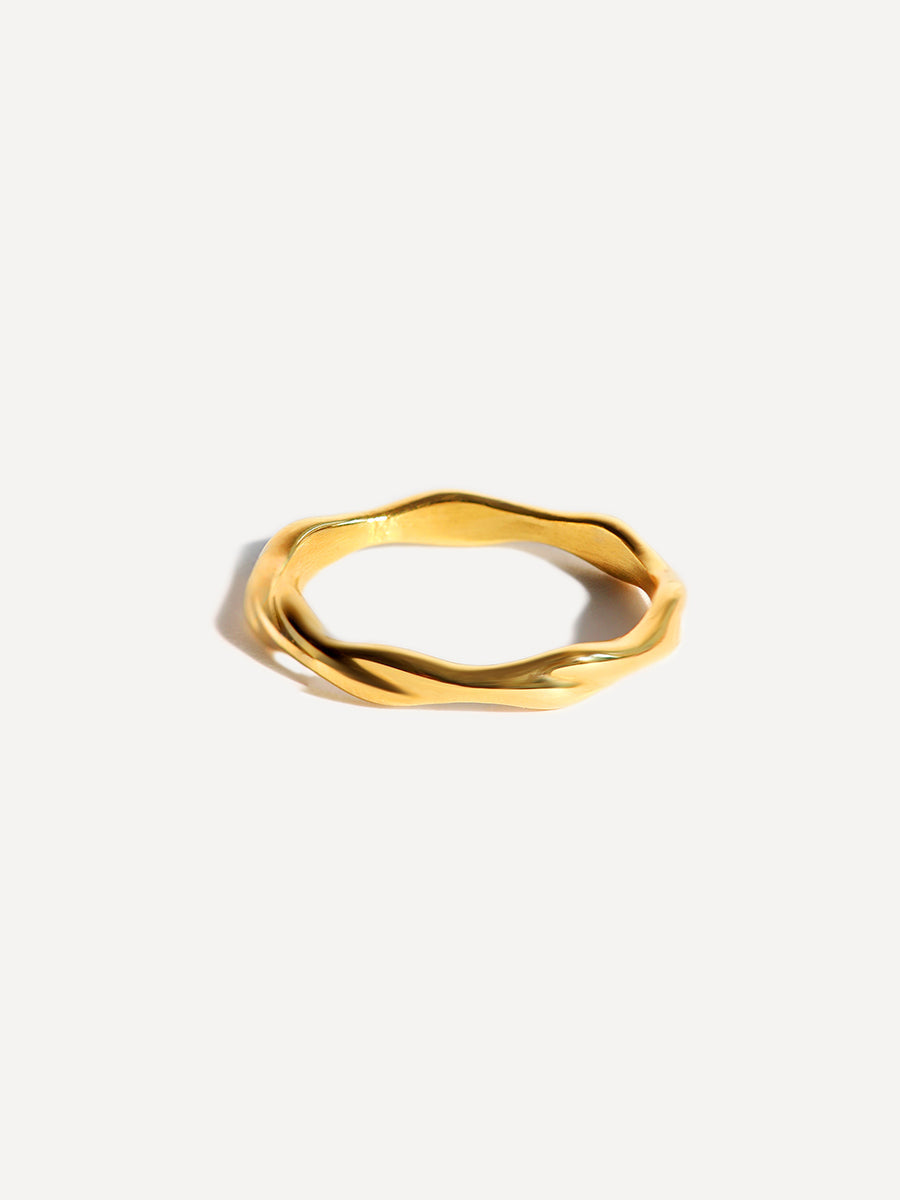 María Verdad™ | Anillo Clásico de Onda