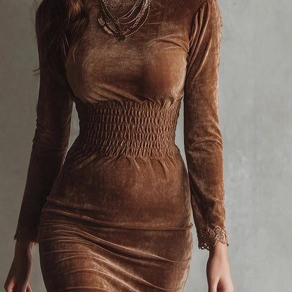 Amaya™ | VESTIDO DE VELVET CON CINTURA AJUSTADA