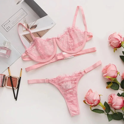 Bérénice™ | Conjunto de encaje con bordado floral