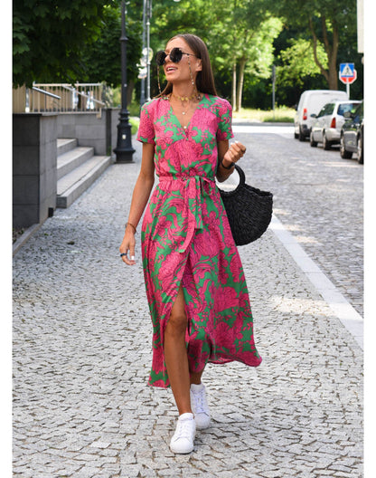 Casandra™ | Elegante vestido floral con escote en V