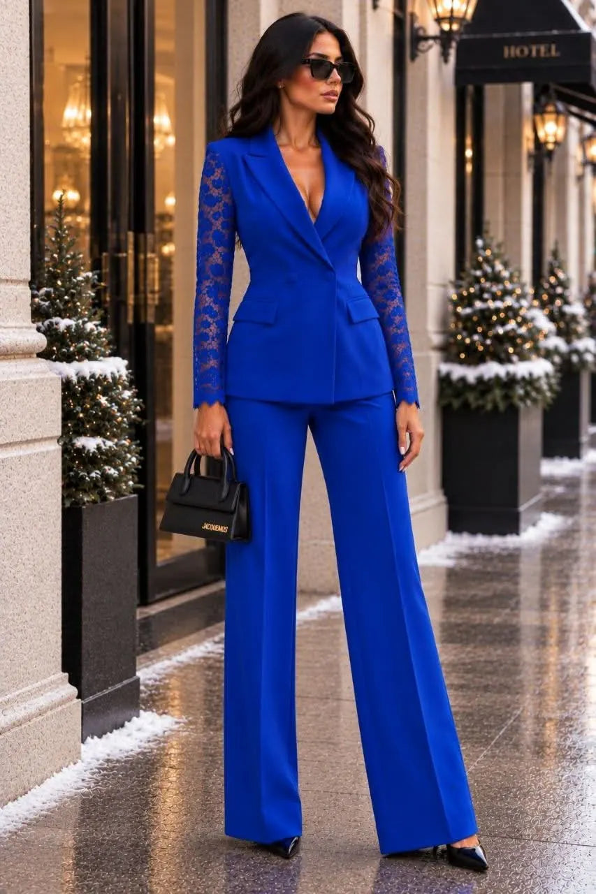 Elvira™ | Tailleur Pantalon à Manches en Dentelle