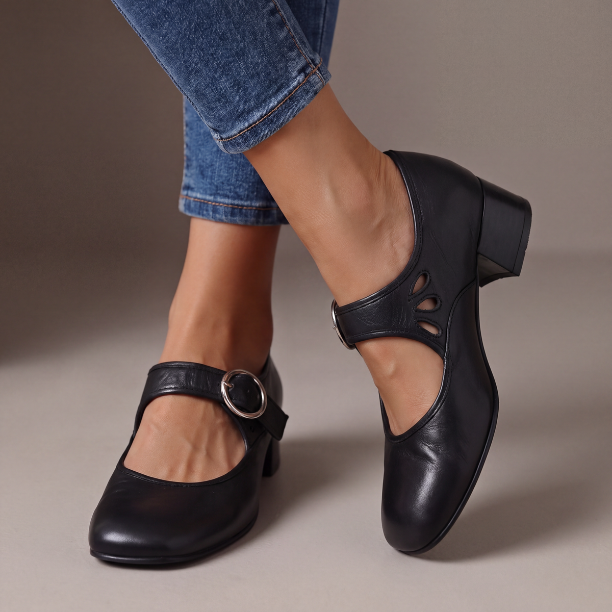 Carlota™ | Leather Comfort Mary Janes with Low Heel