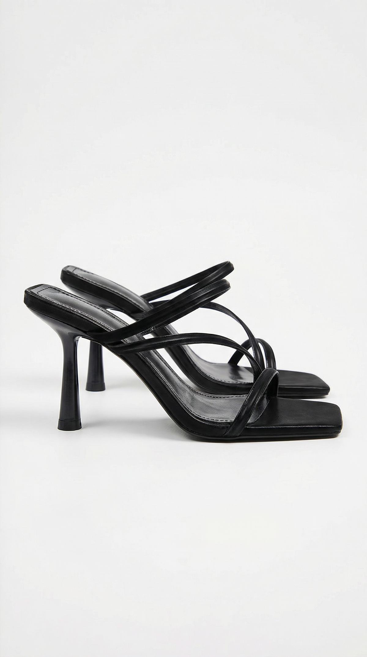 María Ashanti™ | Mules con tiras de Amanda