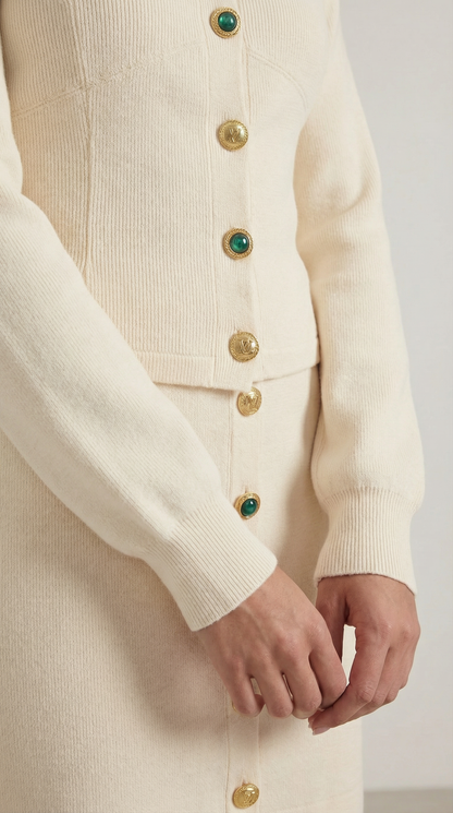 Ana Corina™ | Conjunto de chaqueta de punto y falda con botones Carrie