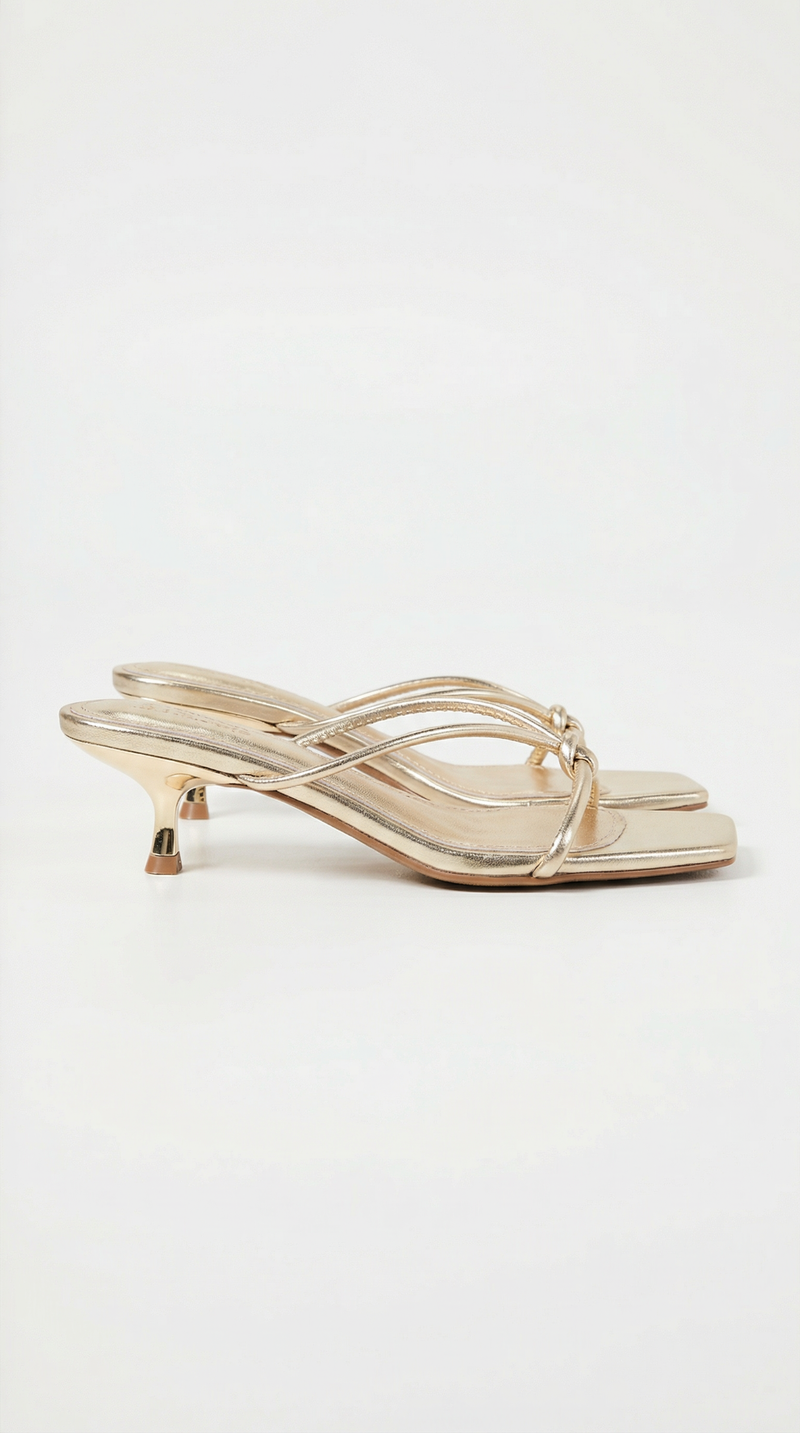 María Aura™ | Sandalias con tacón Christina y detalle de nudo