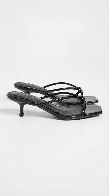María Aura™ | Sandalias con tacón Christina y detalle de nudo