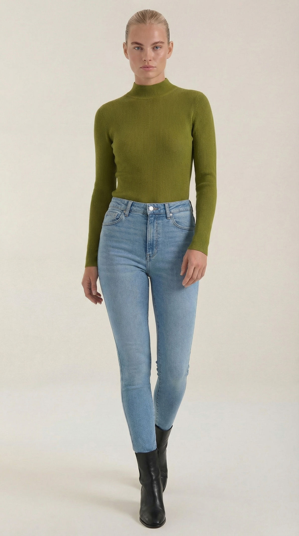 Pepa Naia™ | Cuello Alto de Algodón