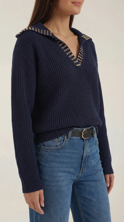 Francesca Julka™ | Suéter de lana con cuello decorado con tachuelas