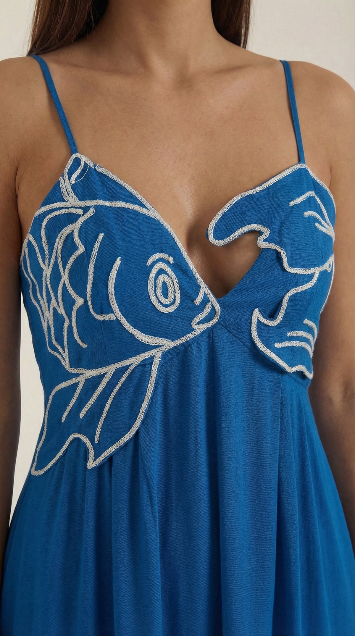 Rosa Alma™ | Vestido largo Deborah con bordados