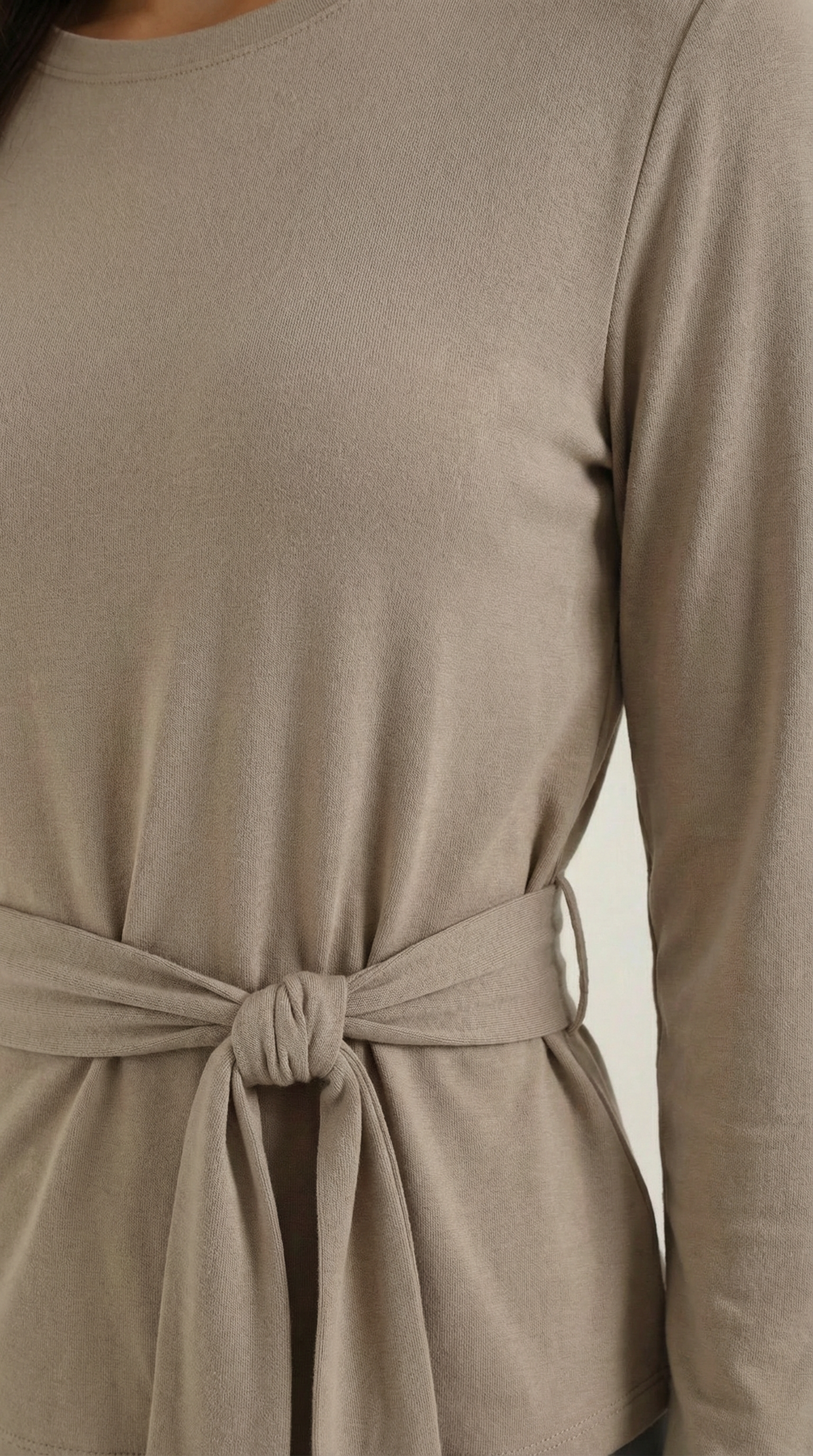 Ana Aina™ | Camiseta de Manga Larga Holly con Detalle de Nudo