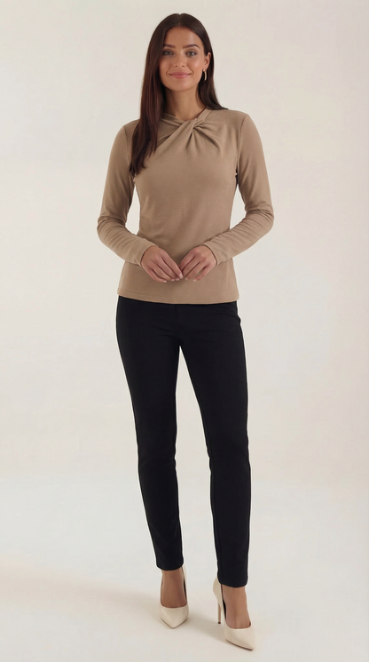 Chloé Silvia™ | Blusa con cuello mock y lazo