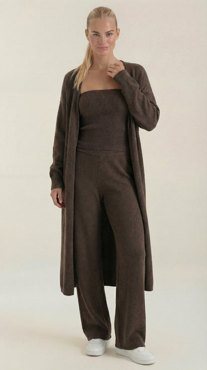María Indira™ | Conjunto de Ropa de Casa Jeanne Strick