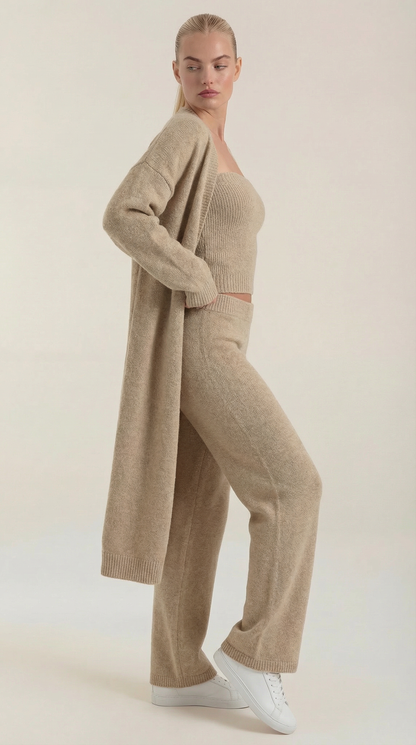 María Indira™ | Conjunto de Ropa de Casa Jeanne Strick