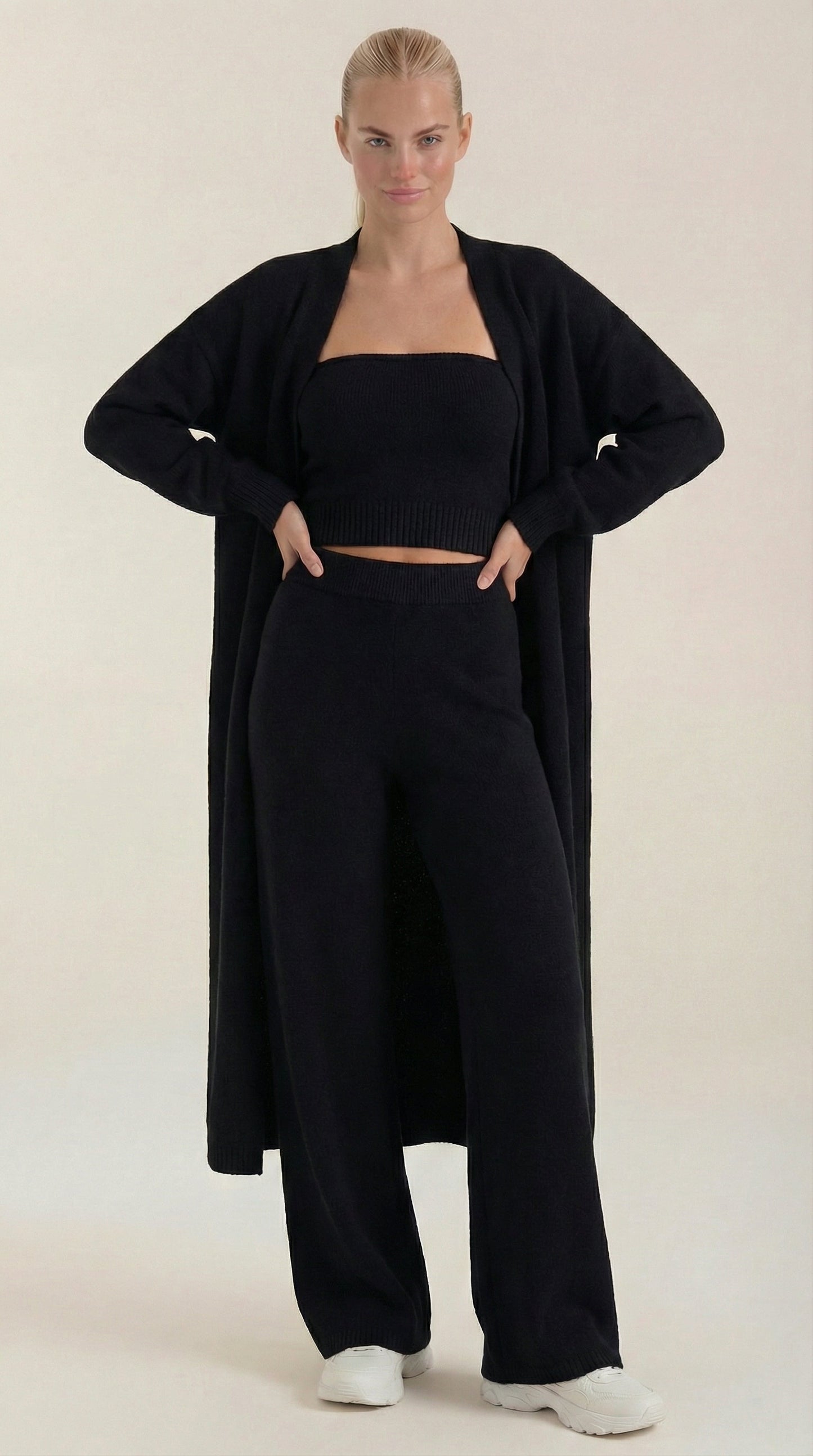 María Indira™ | Conjunto de Ropa de Casa Jeanne Strick