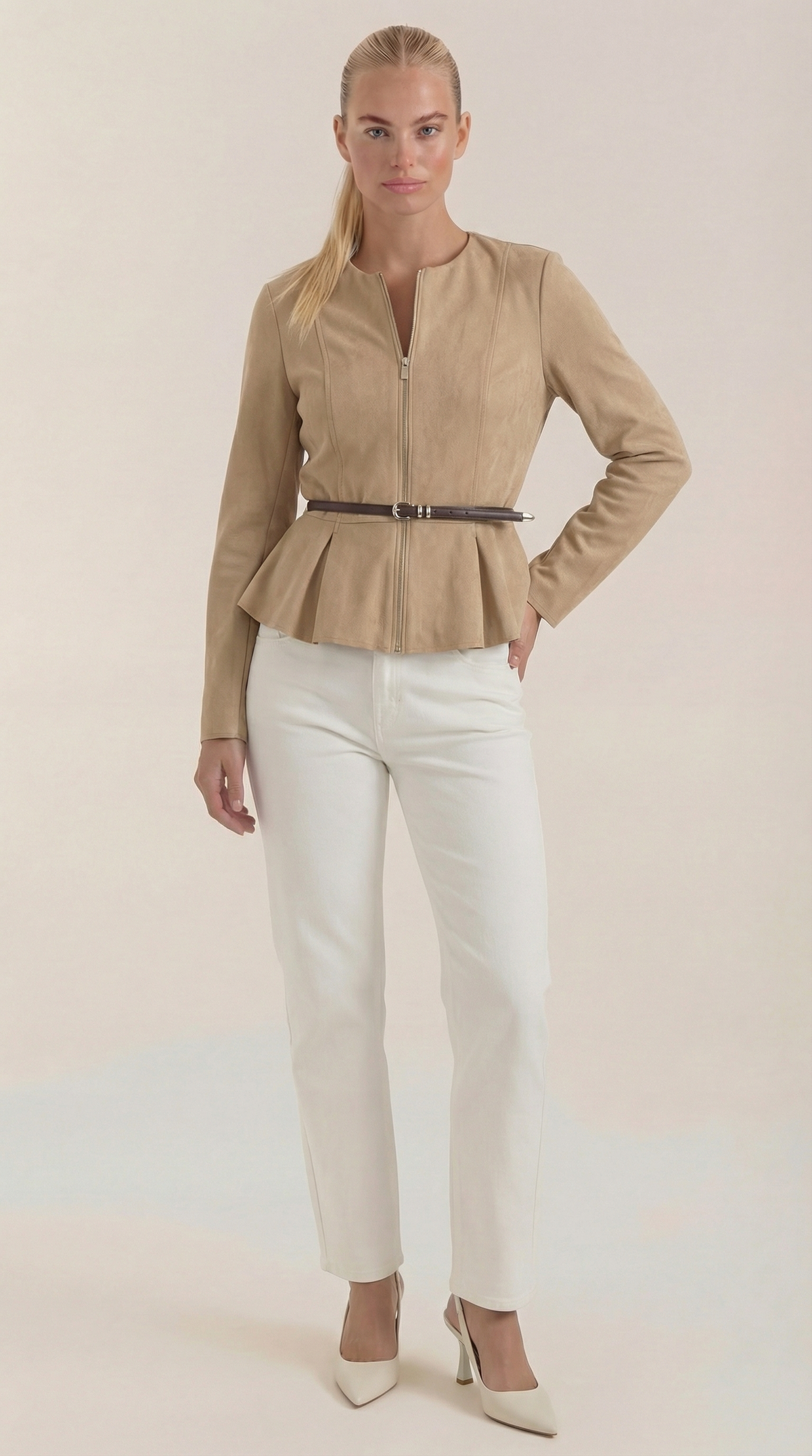 Soledad Azzurra™ | Chaqueta con Detalle Peplum