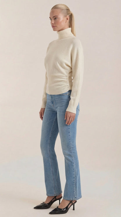 Ainara Elidia™ | Suéter de Cuello Alto con Textura Acanalada