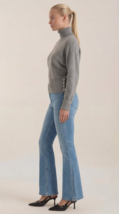 Ainara Elidia™ | Suéter de Cuello Alto con Textura Acanalada