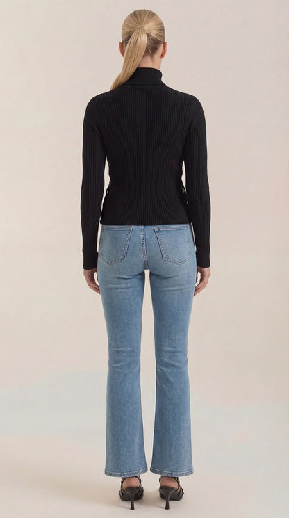 Ainara Elidia™ | Suéter de Cuello Alto con Textura Acanalada