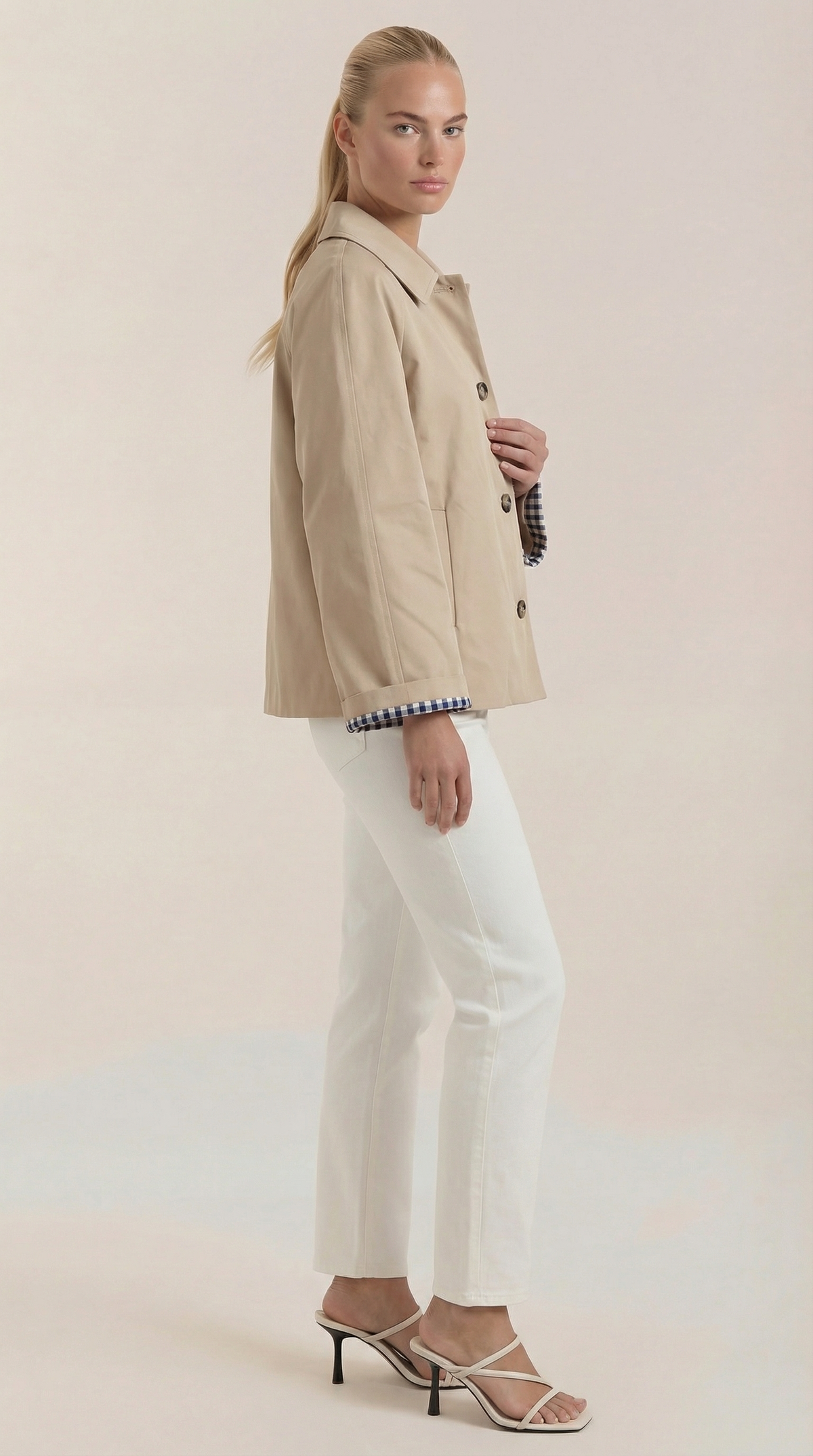 Ana Margarita™ | Trenchcoat Lindsay con forro a rayas elegante