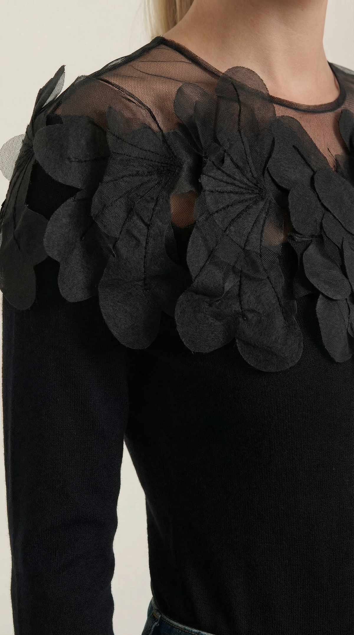 Rosa Bàrbara™ | Suéter de punto Marguerite con detalles de plumas