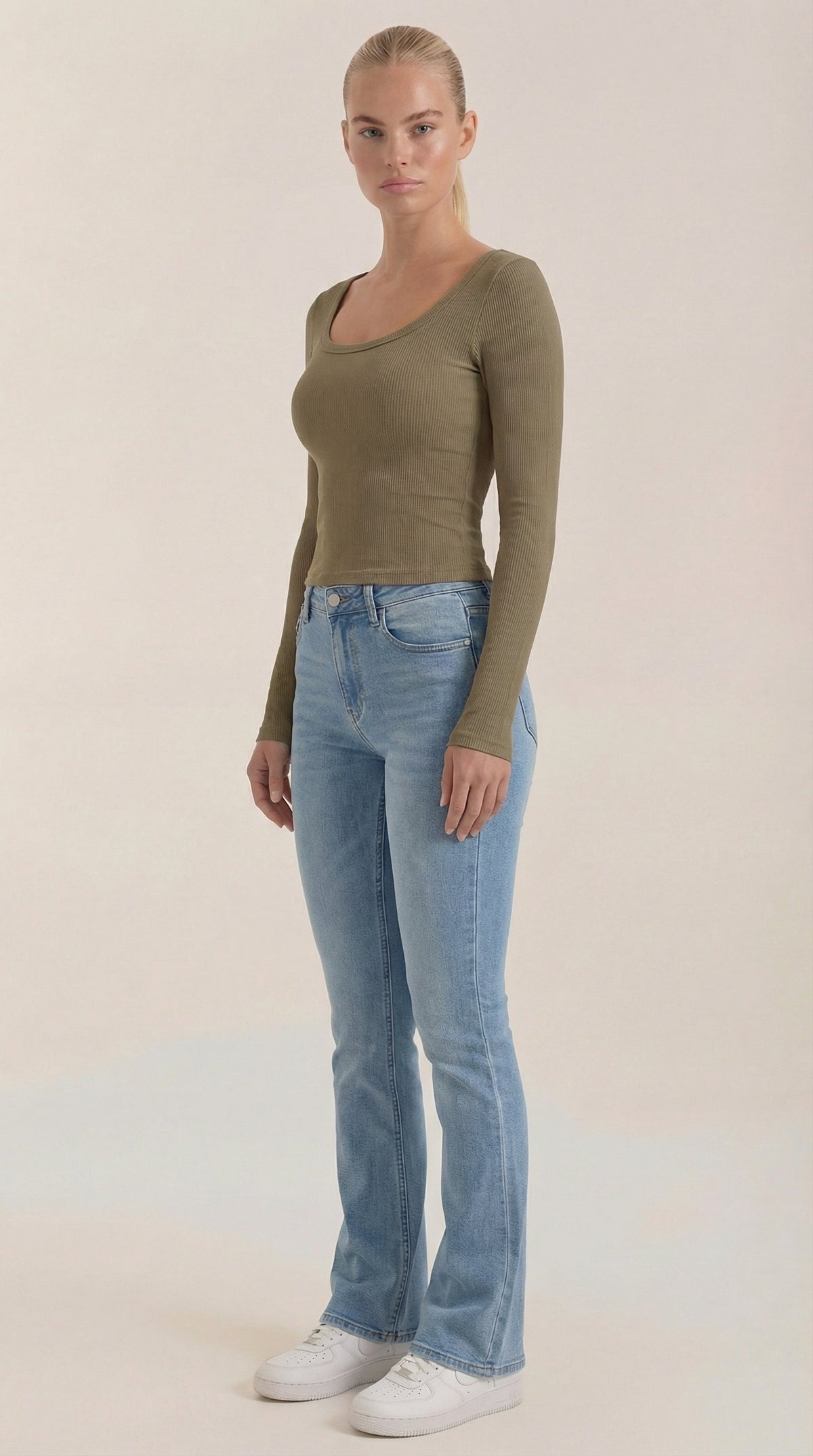 Brais Petra™ | Top de Manga Larga con Escote en U