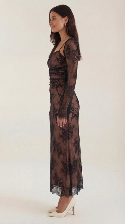 Rosa Perla™ | Vestido largo de encaje Nerissa