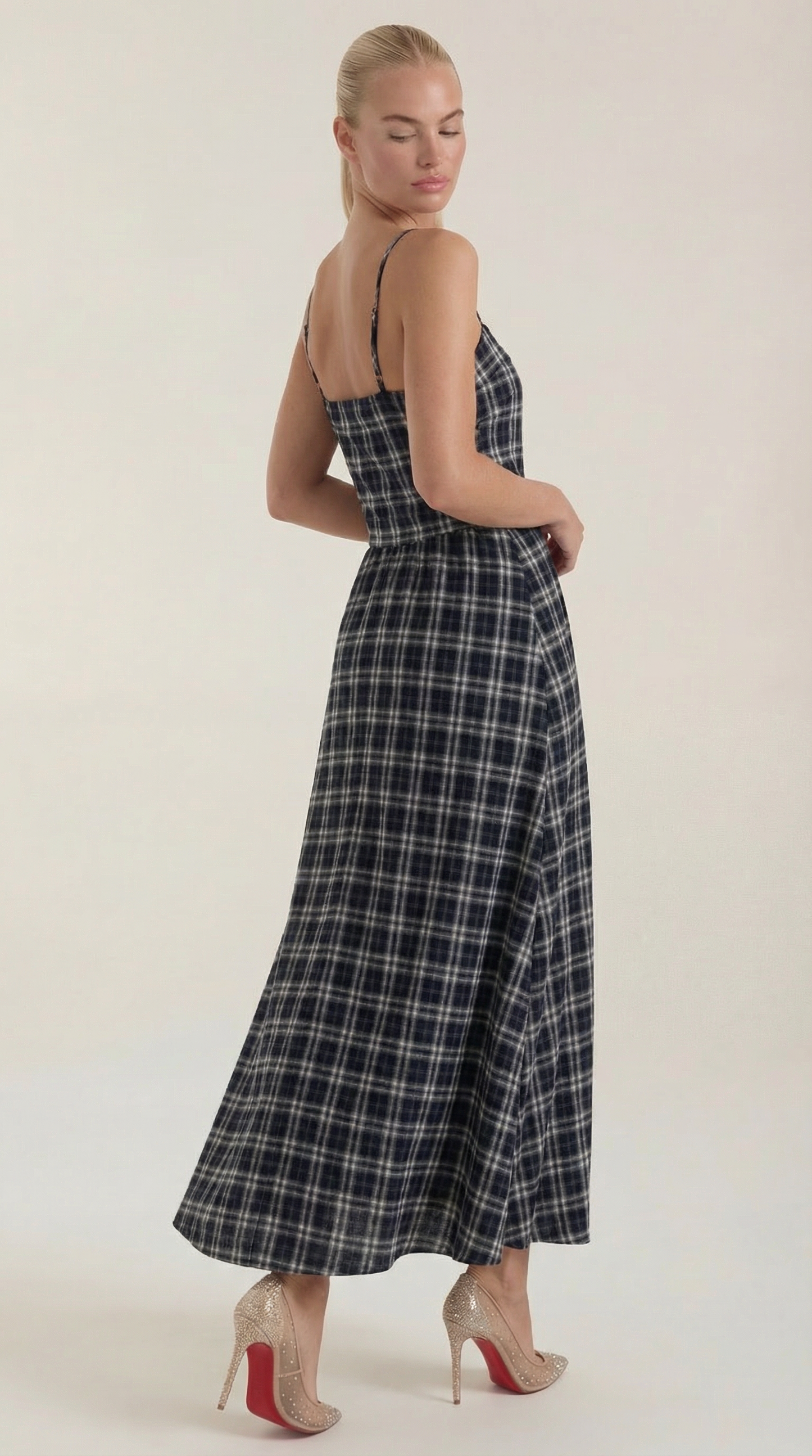 Ana Natalia™ | Vestido Midi de Verano a Cuadros con Escote Redondo
