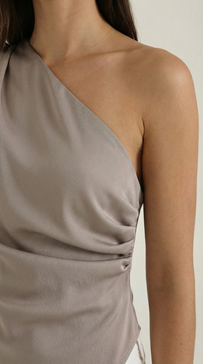 Rosa Herminia™ | Top sin mangas "Selene" de un solo hombro elegante