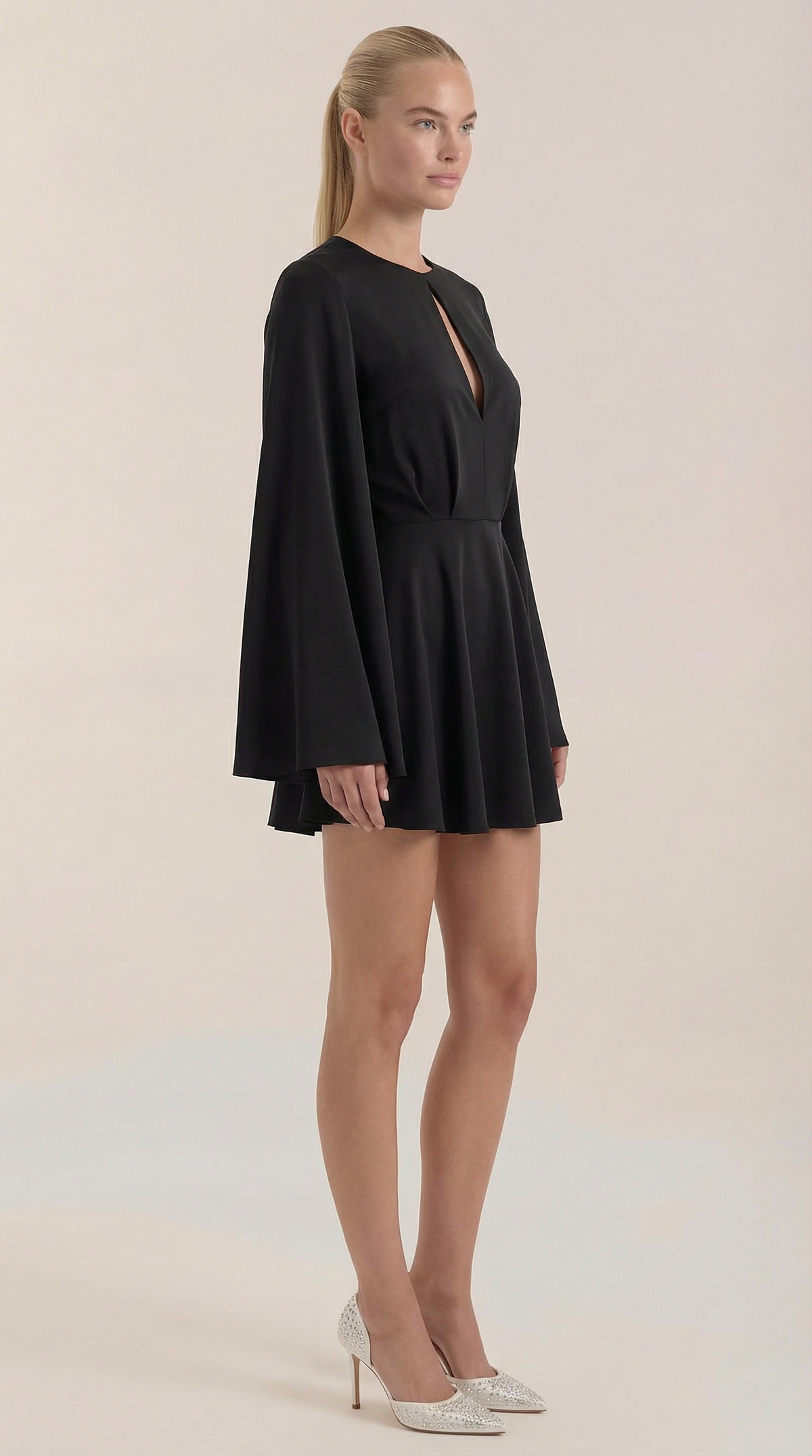 Ildara™ | Mini Flowing Dress