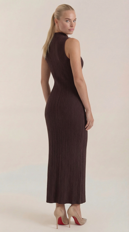 Gabrielle Cosette™ | Vestido midi ajustado de cuello alto