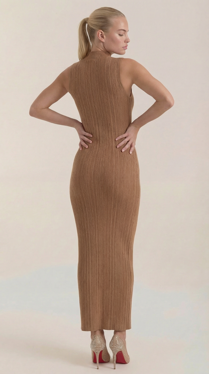 Ana Nieves™ | Vestido Sonia midi ajustado de cuello alto