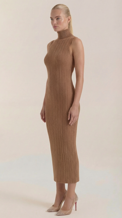 Ana Nieves™ | Vestido Sonia midi ajustado de cuello alto