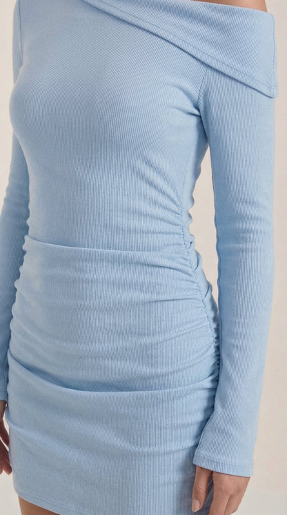 Ana Amor™ | Vestido Mini Acampanado Sin Mangas de Elle