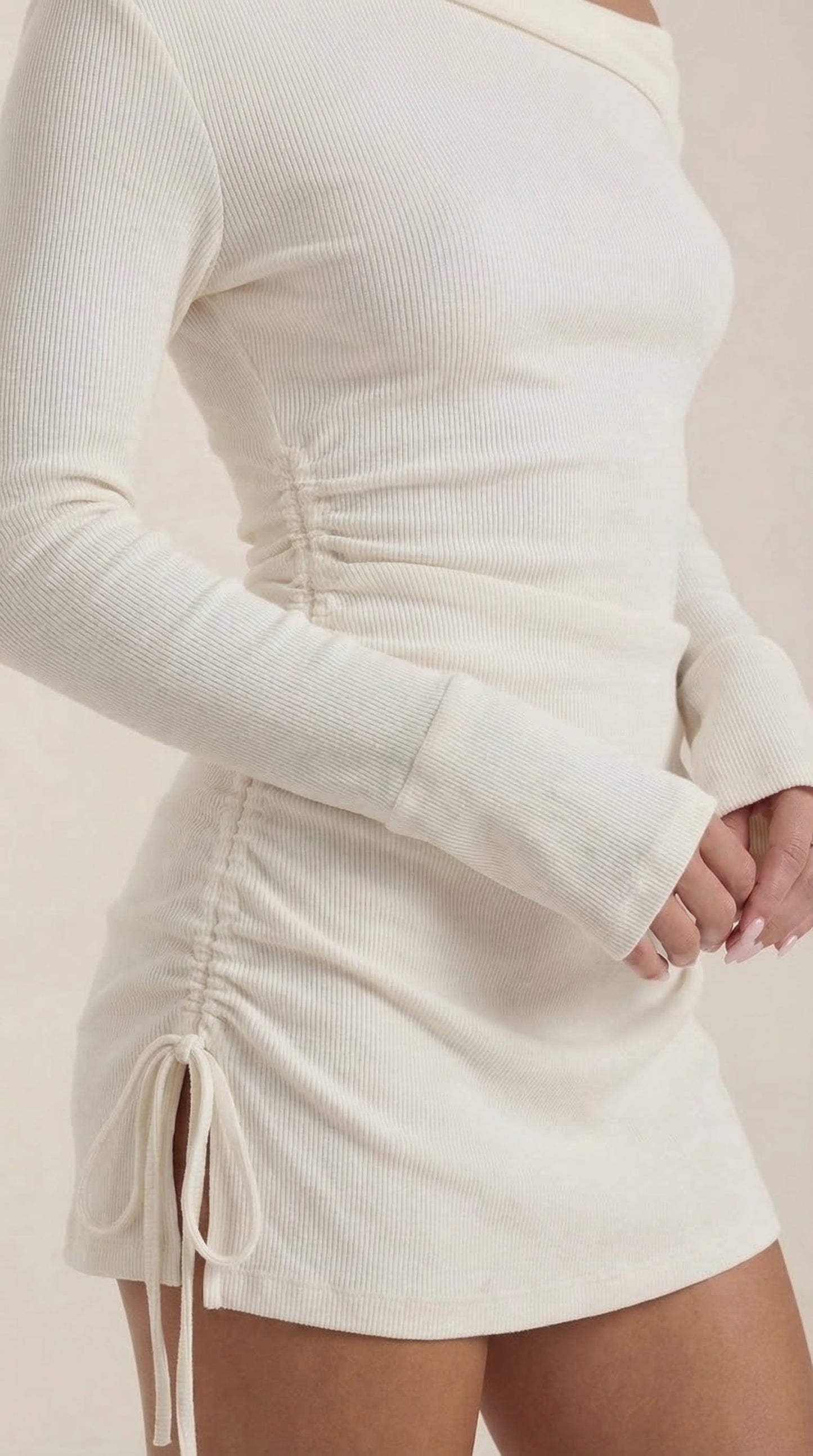 Vittoria™ | Vestido Mini Acampanado Sin Mangas de Elle