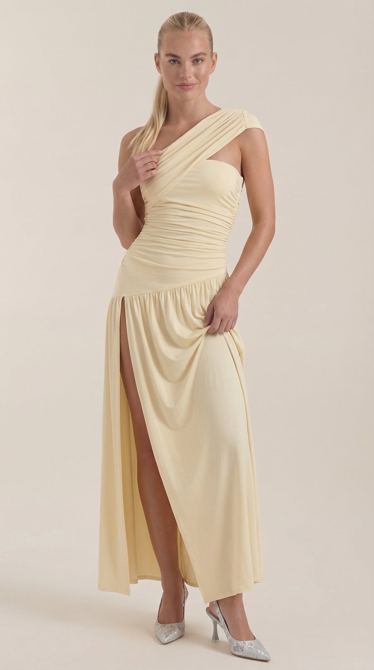 Ana Vanesa™ | Vestido Maxi Asimétrico de Un Hombro Enid