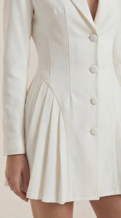 Louna Beatrice™ | Blazer plisado Glenda-Minikleid