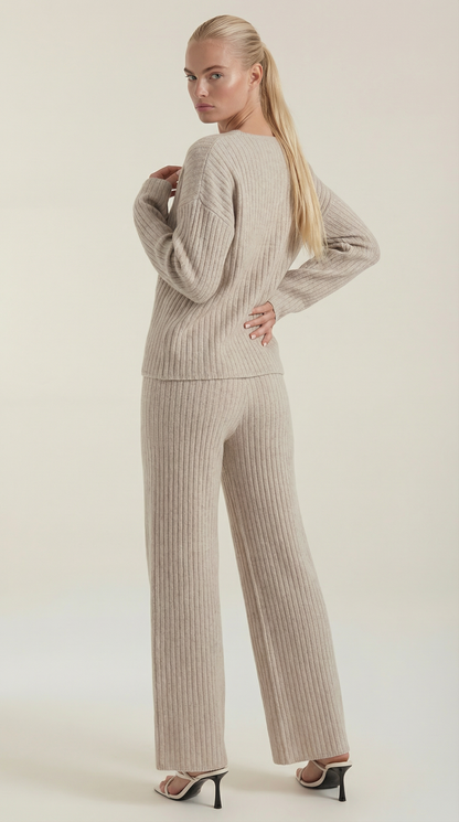 María Isela™ | Conjunto Matilda de Punto con Escote en V Texturizado