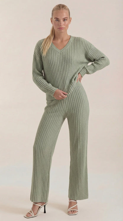 María Isela™ | Conjunto Matilda de Punto con Escote en V Texturizado